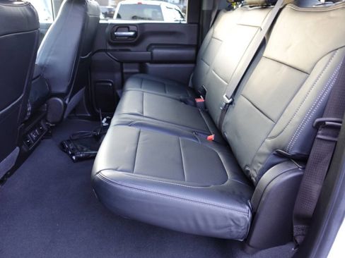 Used 2023 Chevrolet Silverado 2500 LT w/ Convenience Package image 24