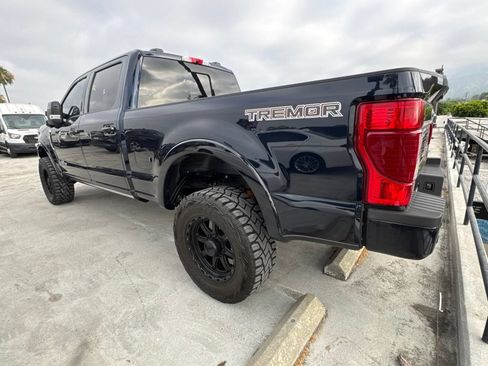Used 2022 Ford F250 Lariat w/ Tremor Off-Road Package AWD/4WD image 5
