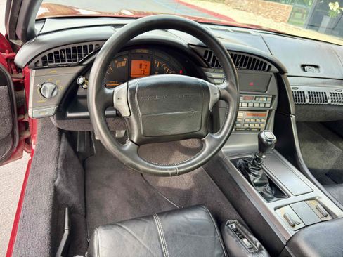 Used 1990 Chevrolet Corvette Coupe image 66