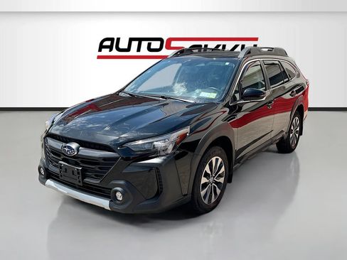 Used 2024 Subaru Outback Limited AWD/4WD image 3