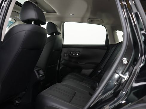 Used 2024 Honda HR-V EX-L image 17