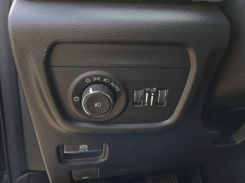 New 2026 Jeep Grand Cherokee L Limited AWD/4WD image 12