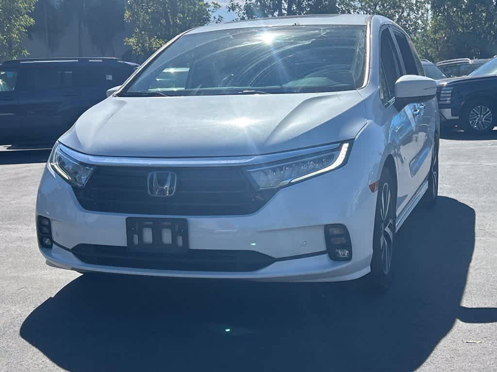 Used 2023 Honda Odyssey Touring image 2