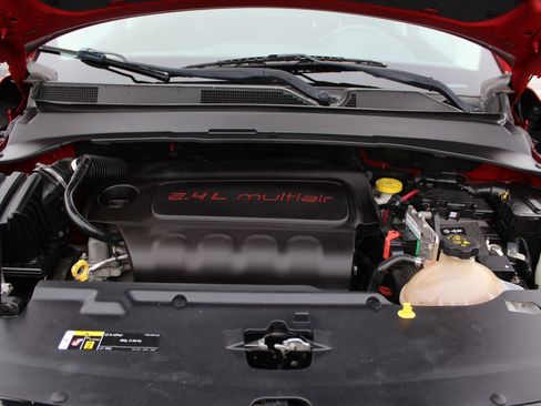 Used 2018 Jeep Compass Sport image 21