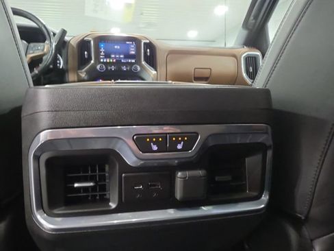 Used 2021 Chevrolet Silverado 3500 High Country w/ Z71 Off-Road Package AWD/4WD image 26
