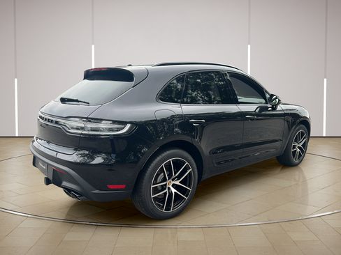 New 2026 Porsche Macan AWD/4WD image 7