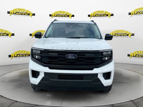 New 2025 Ford Expedition Active image 9