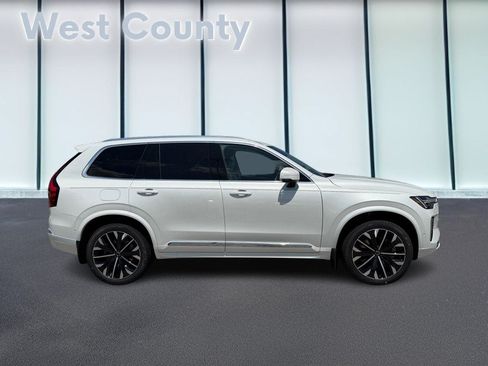 New 2026 Volvo XC90 T8 Ultra w/ Lounge Package AWD/4WD image 2