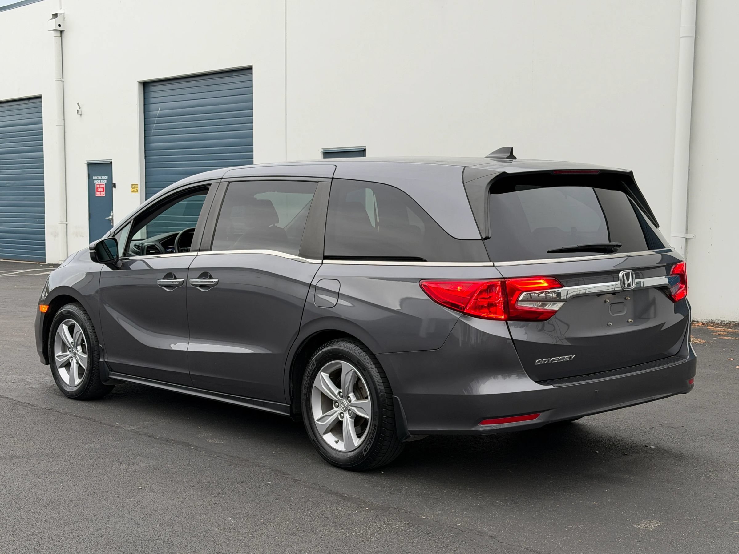 Used 2019 Honda Odyssey EX-L image 3