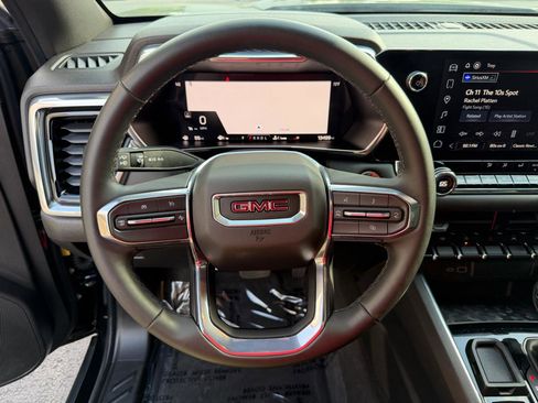 Used 2024 GMC Canyon Elevation w/ Convenience Package RWD image 24