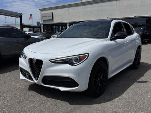 Used 2021 Alfa Romeo Stelvio Ti Sport image 1