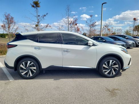 Used 2024 Nissan Murano SL image 3