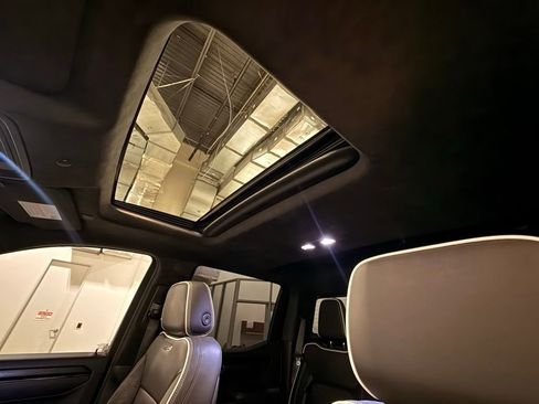 Used 2024 GMC Sierra 1500 AT4X image 17