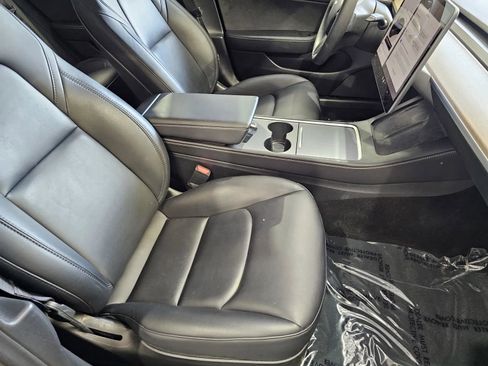 Used 2023 Tesla Model 3 Standard Range RWD image 7