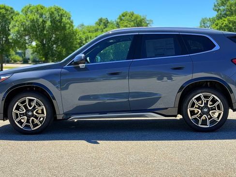 New 2026 BMW X1 xDrive28i w/ Technology Package AWD/4WD image 3