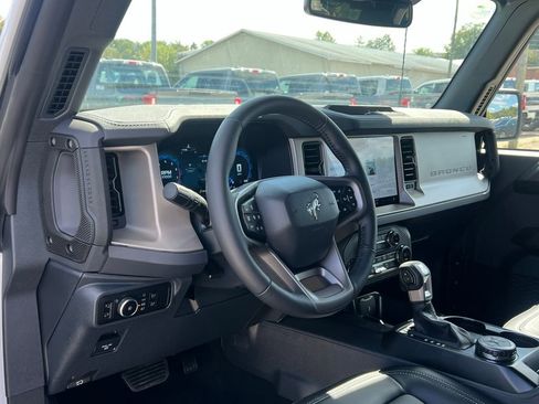 New 2025 Ford Bronco Outer Banks image 12