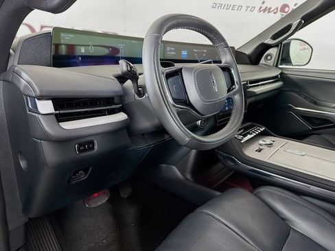 New 2025 Lincoln Navigator L Reserve w/ Jet Appearance Package image 9