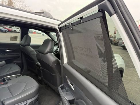 New 2026 Toyota Grand Highlander AWD Hybrid image 22