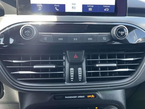 Certified 2024 Ford Escape Active AWD/4WD image 16