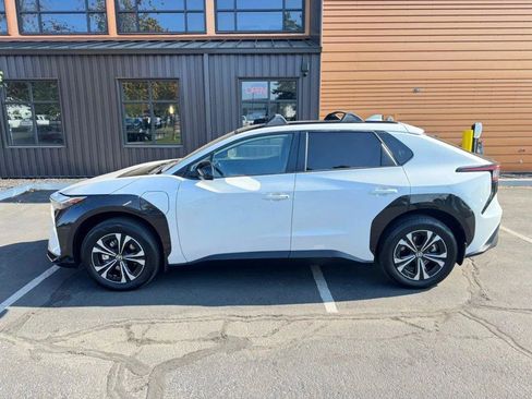 Used 2024 Toyota bZ4X AWD w/ Weather Package image 2