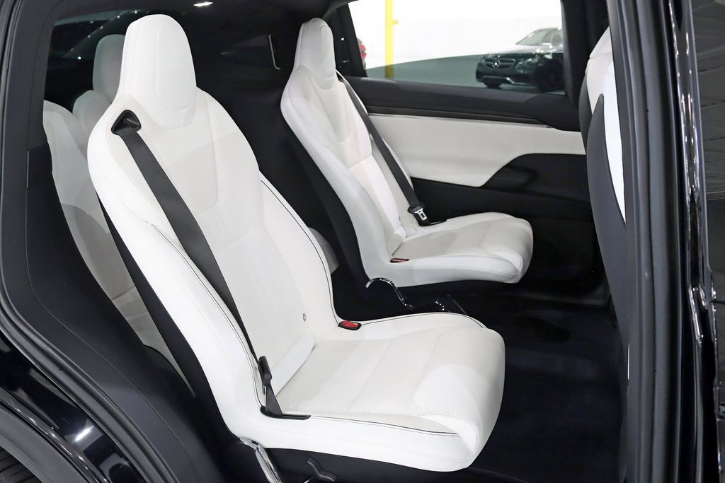 Used 2022 Tesla Model X Plaid AWD/4WD image 31