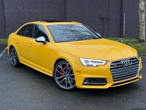 Used 2018 Audi S4 Prestige w/ Prestige Package image 3