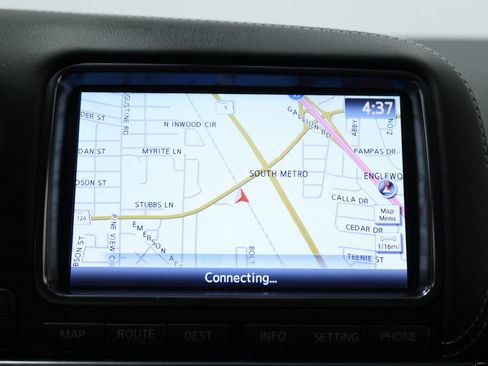 Used 2014 Nissan GT-R Premium image 29