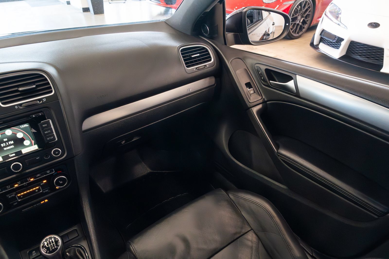 Used 2013 Volkswagen Golf R 4-Door AWD/4WD image 11