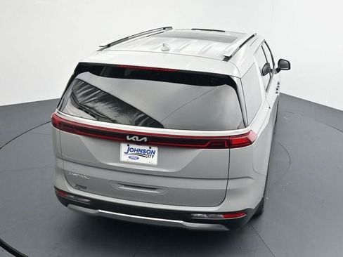 Used 2024 Kia Carnival SX Prestige FWD image 28