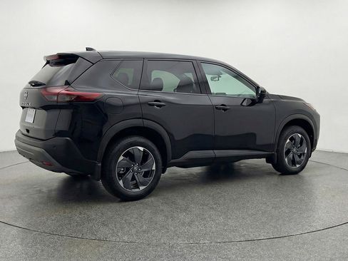 Used 2025 Nissan Rogue SV AWD/4WD image 9