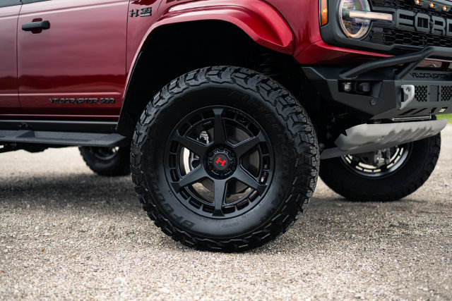 New 2026 Ford Bronco Raptor w/ Interior Carbon Fiber Pack AWD/4WD image 3