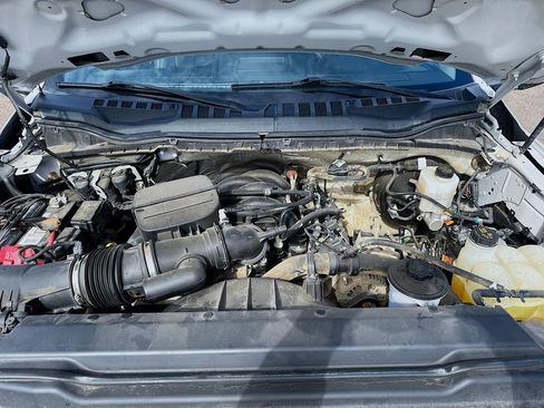 Used 2020 Ford F250 Lariat w/ FX4 Off-Road Package image 32