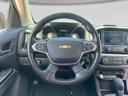 Used 2022 Chevrolet Colorado LT w/ LT Convenience Package AWD/4WD image 27