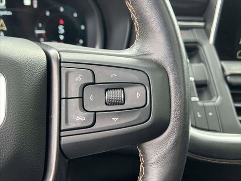 Used 2022 GMC Yukon AT4 w/ Technology Package image 26