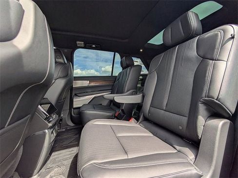 New 2026 Cadillac Vistiq Sport w/ LPO, Floor Liner Package image 14