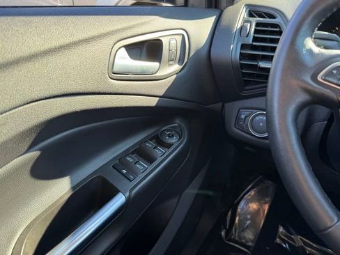 Certified 2019 Ford Escape SEL AWD/4WD image 32