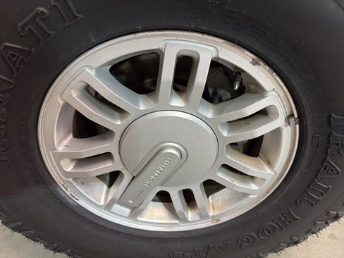 Used 2008 HUMMER H3 Luxury image 33