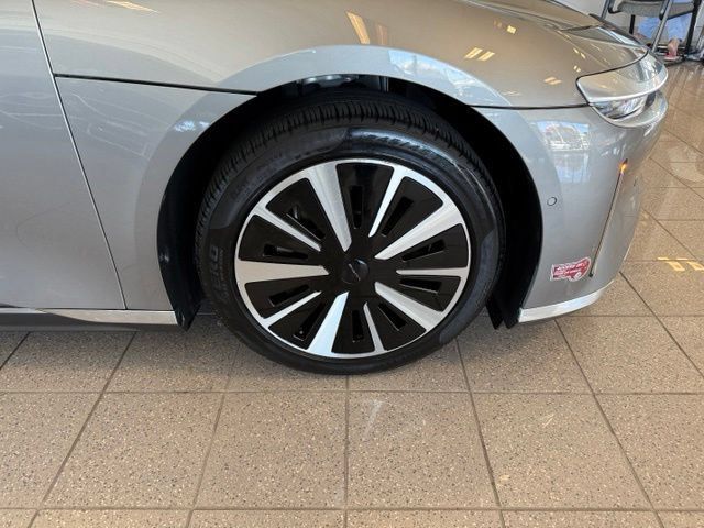 Used 2024 Lucid Air Touring AWD/4WD image 11