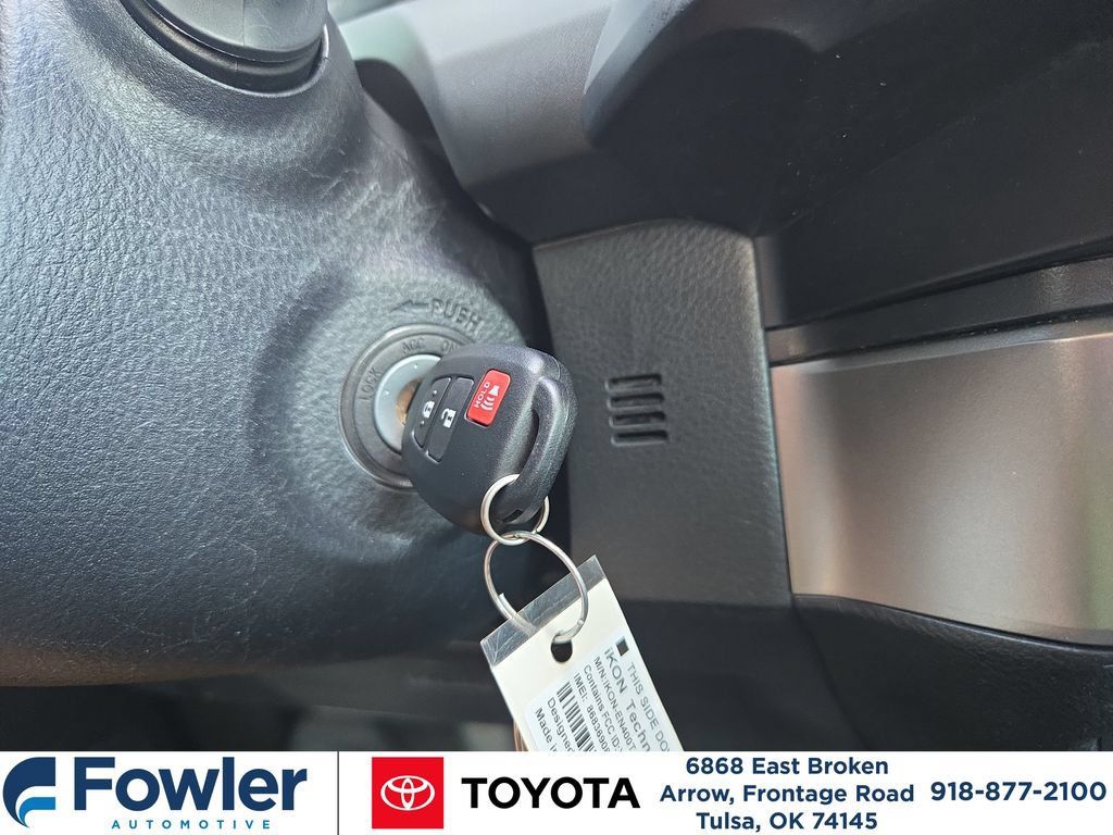 Certified 2023 Toyota Tacoma SR AWD/4WD image 33