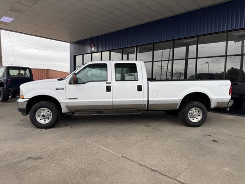 Used 2004 Ford F350 XLT image 9