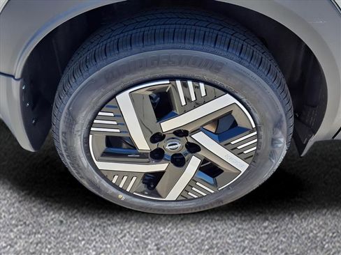 New 2026 Nissan Kicks SV image 7