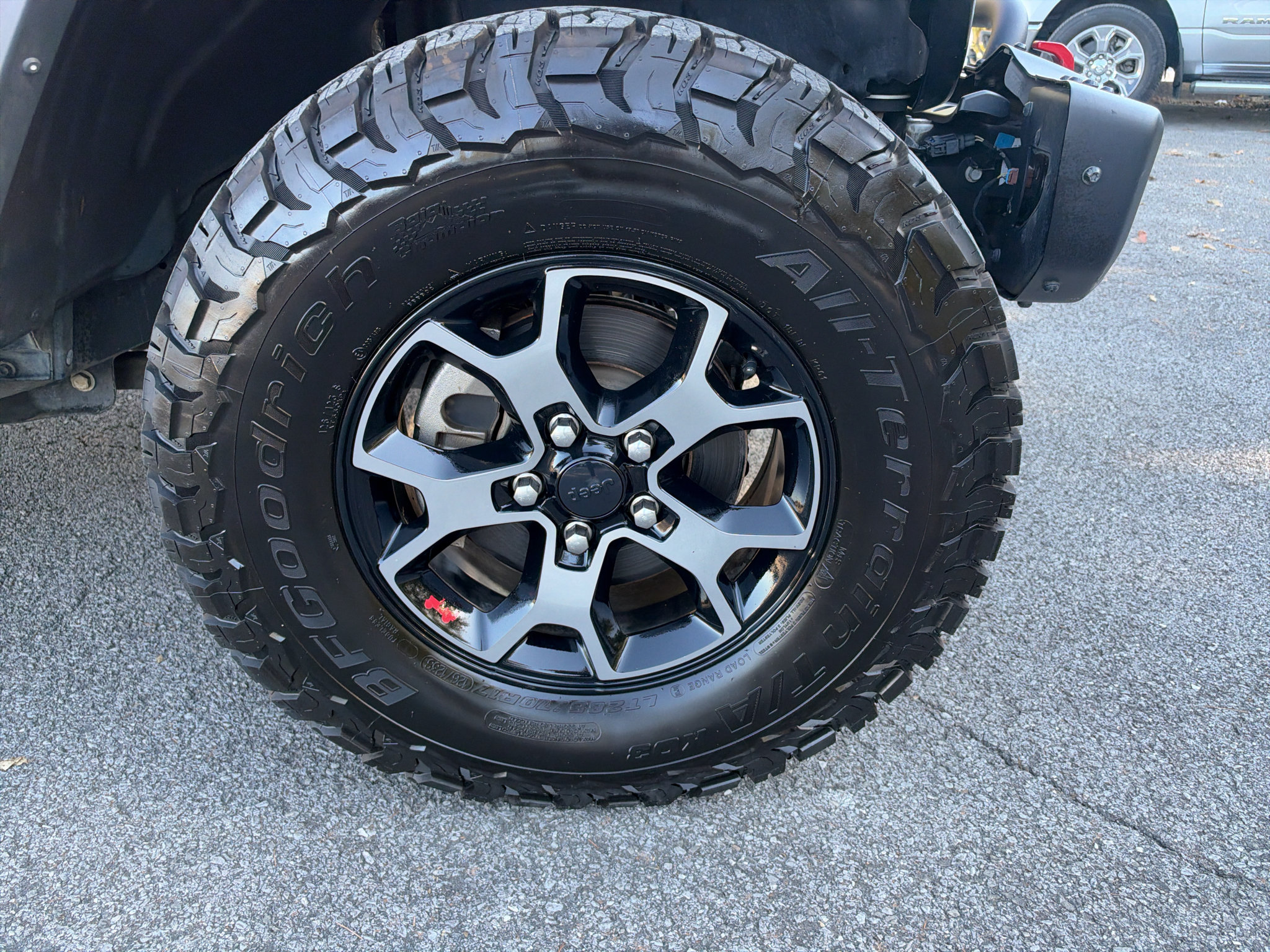 Used 2018 Jeep Wrangler Unlimited Rubicon AWD/4WD image 28