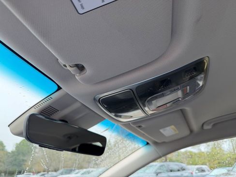 Used 2023 Genesis G80 2.5T image 27