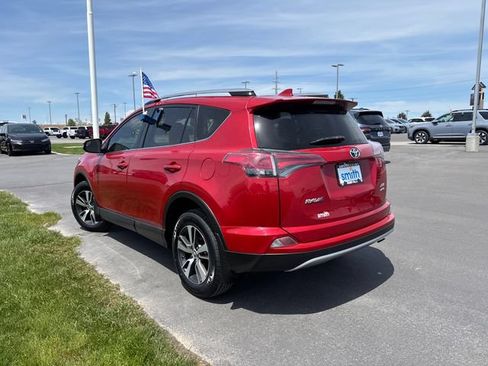 Used 2017 Toyota RAV4 XLE w/ All Weather Liner Package AWD/4WD image 5