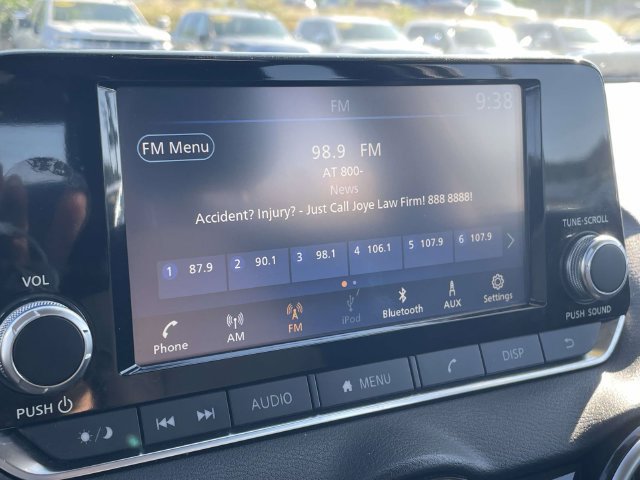 Used 2025 Nissan Sentra S FWD image 25