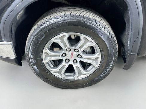 Used 2025 GMC Sierra 1500 SLT RWD image 8