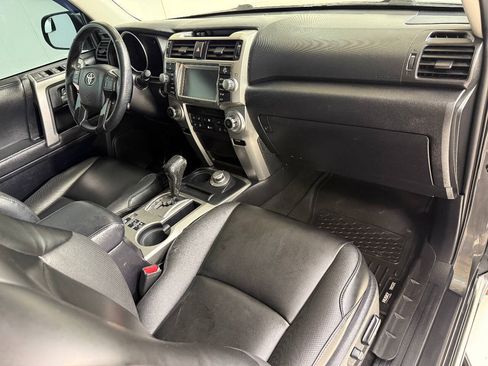 Used 2011 Toyota 4Runner Limited AWD/4WD image 35