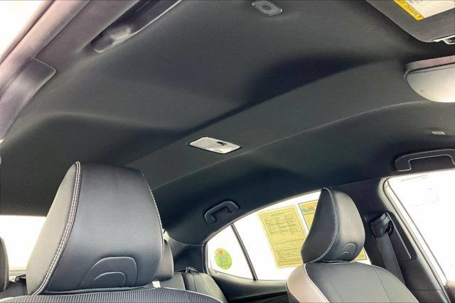 Used 2025 Toyota Camry SE FWD image 25