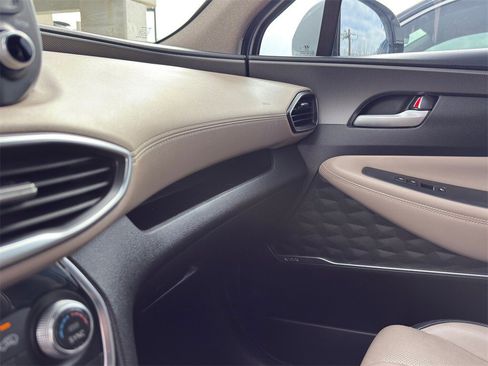 Used 2019 Hyundai Santa Fe Limited image 20