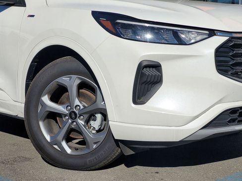 Used 2024 Ford Escape ST-Line w/ Tech Pack #1 image 4